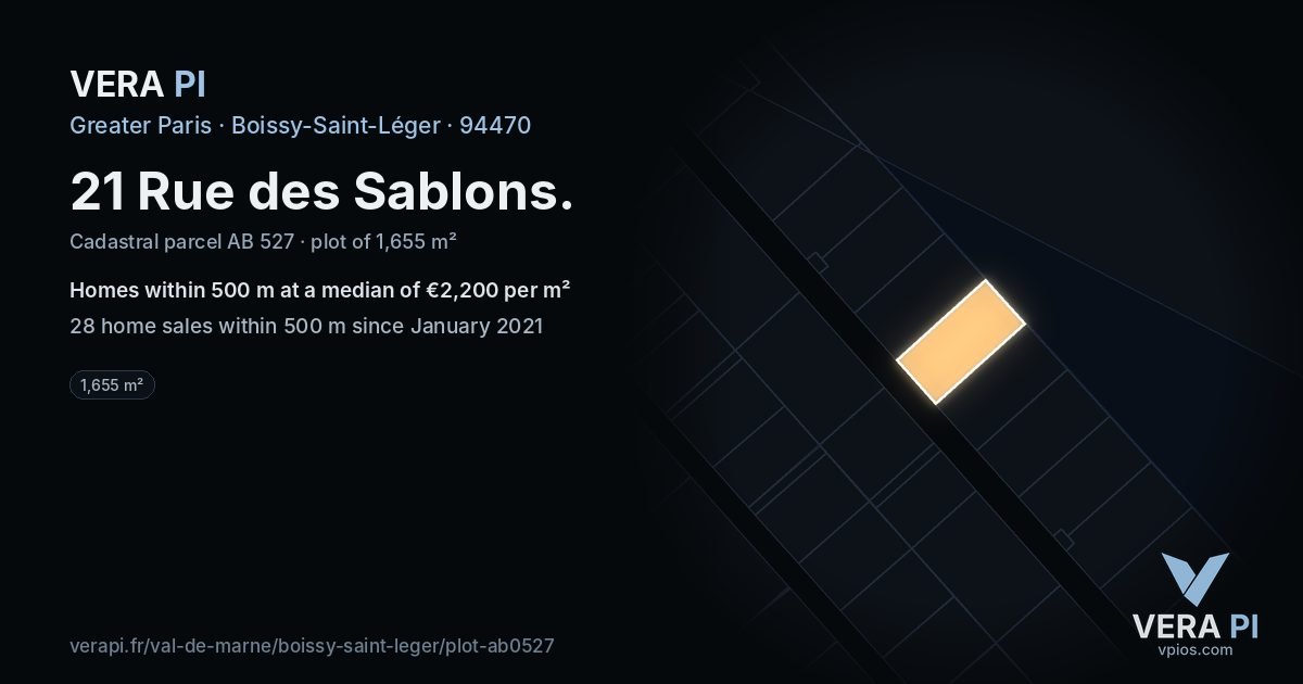 21 Rue des Sablons, Boissy-Saint-Léger at night – the plot lit, the parcels around coloured by the prices near them