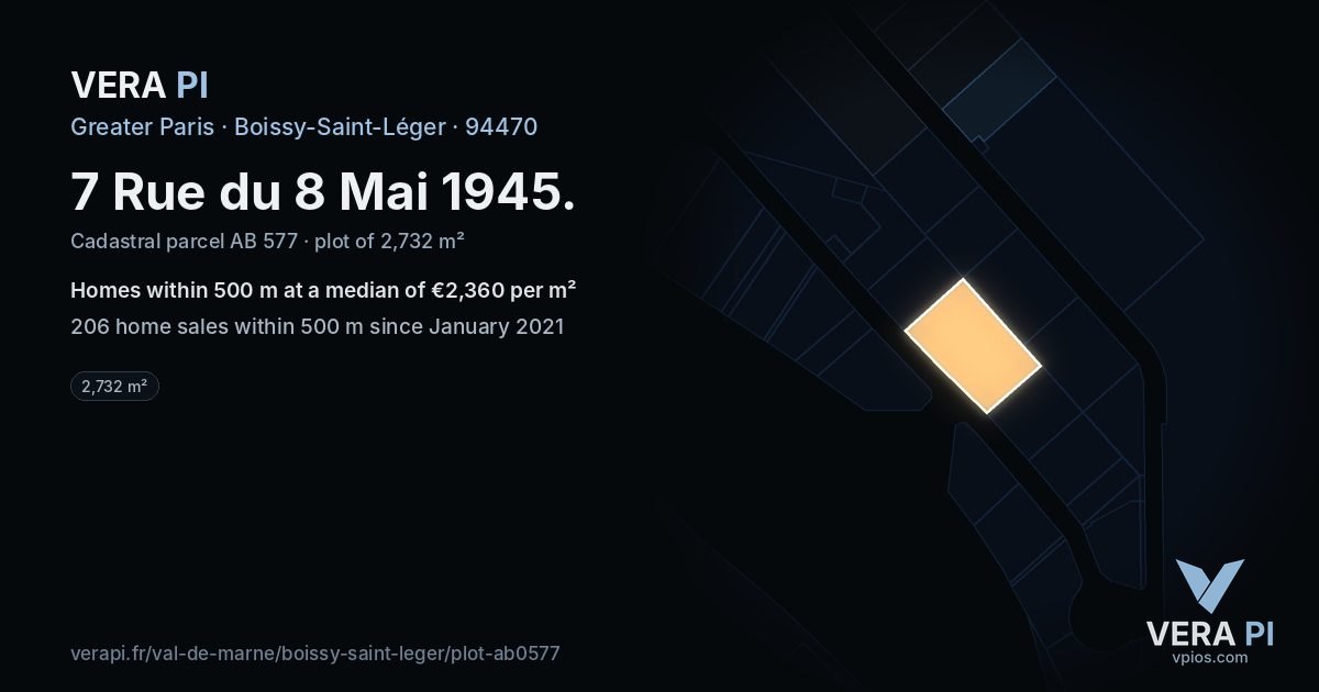 7 Rue du 8 Mai 1945, Boissy-Saint-Léger at night – the plot lit, the parcels around coloured by the prices near them