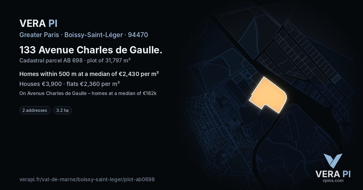 133 Avenue Charles de Gaulle, Boissy-Saint-Léger at night – the plot lit, the parcels around coloured by the prices near them