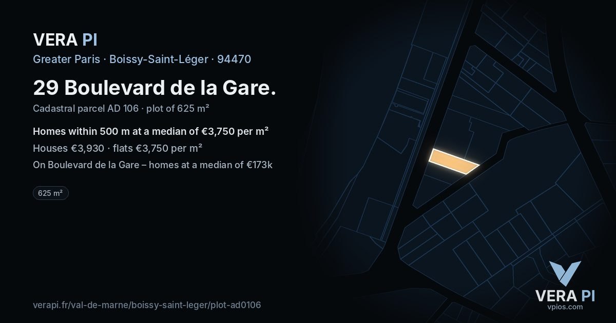 29 Boulevard de la Gare, Boissy-Saint-Léger at night – the plot lit, the parcels around coloured by the prices near them