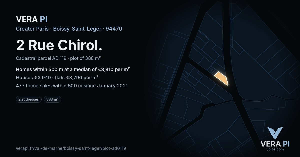 2 Rue Chirol, Boissy-Saint-Léger at night – the plot lit, the parcels around coloured by the prices near them