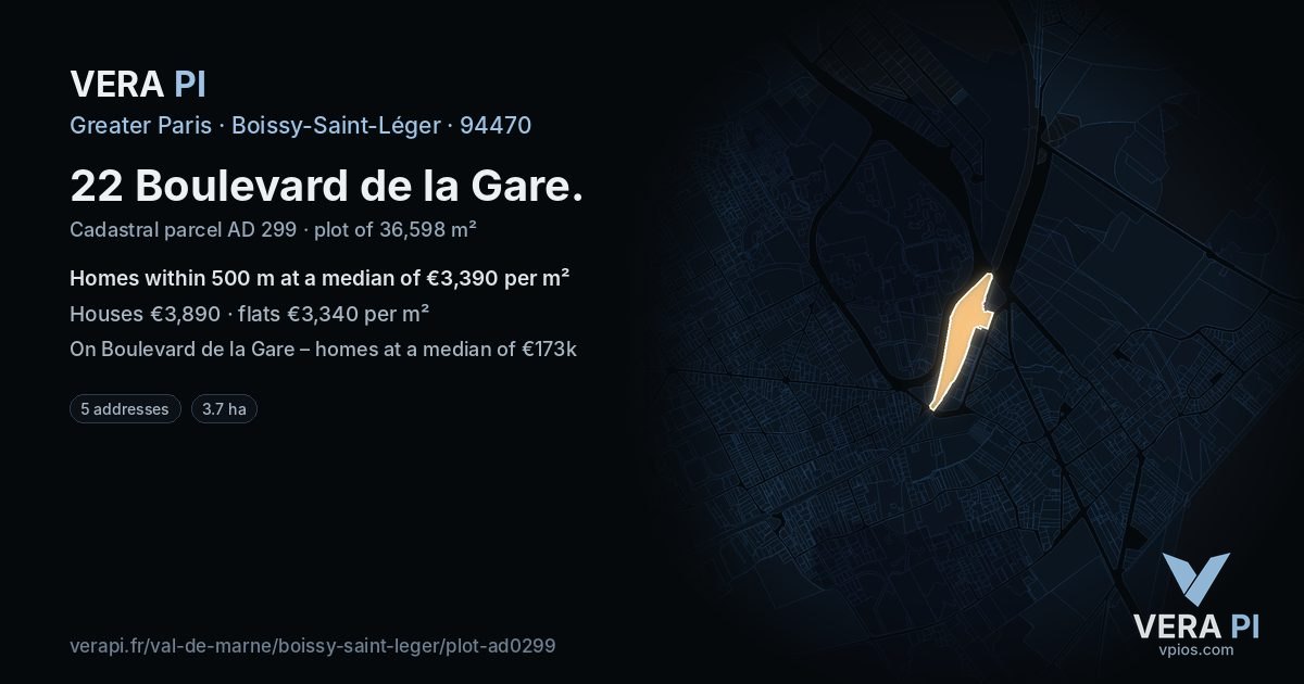 22 Boulevard de la Gare, Boissy-Saint-Léger at night – the plot lit, the parcels around coloured by the prices near them
