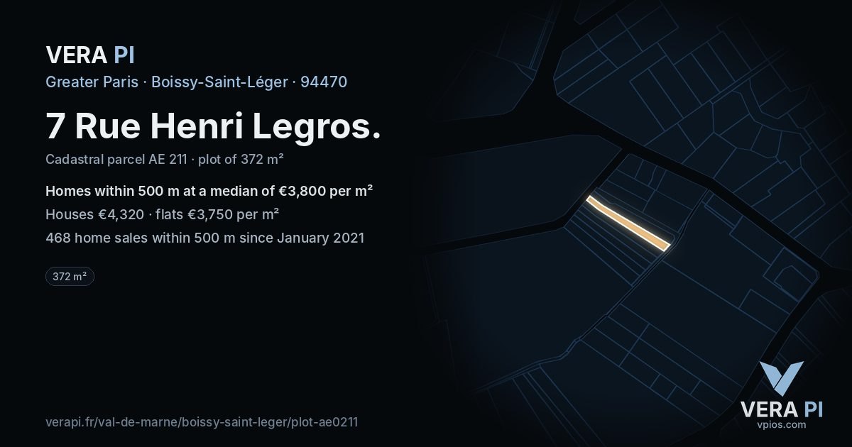 7 Rue Henri Legros, Boissy-Saint-Léger at night – the plot lit, the parcels around coloured by the prices near them