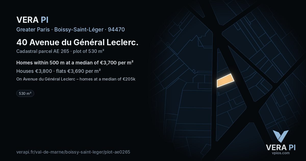 40 Avenue du Général Leclerc, Boissy-Saint-Léger at night – the plot lit, the parcels around coloured by the prices near them