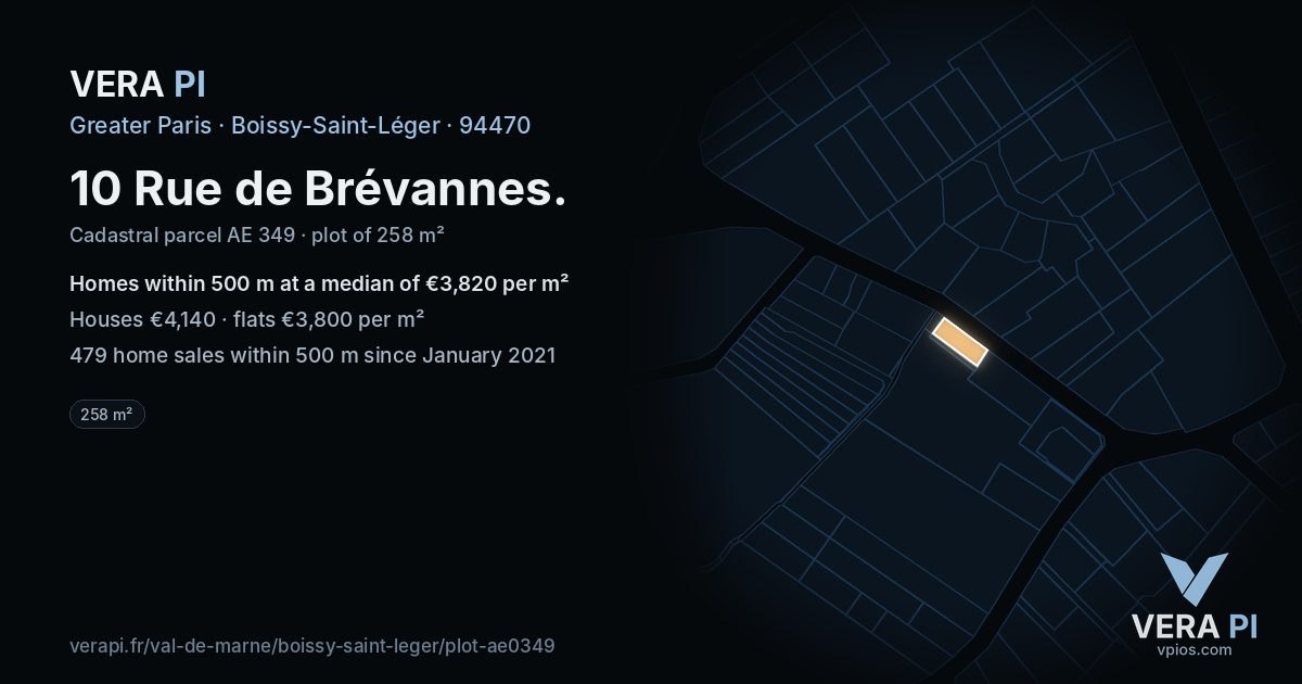 10 Rue de Brévannes, Boissy-Saint-Léger at night – the plot lit, the parcels around coloured by the prices near them