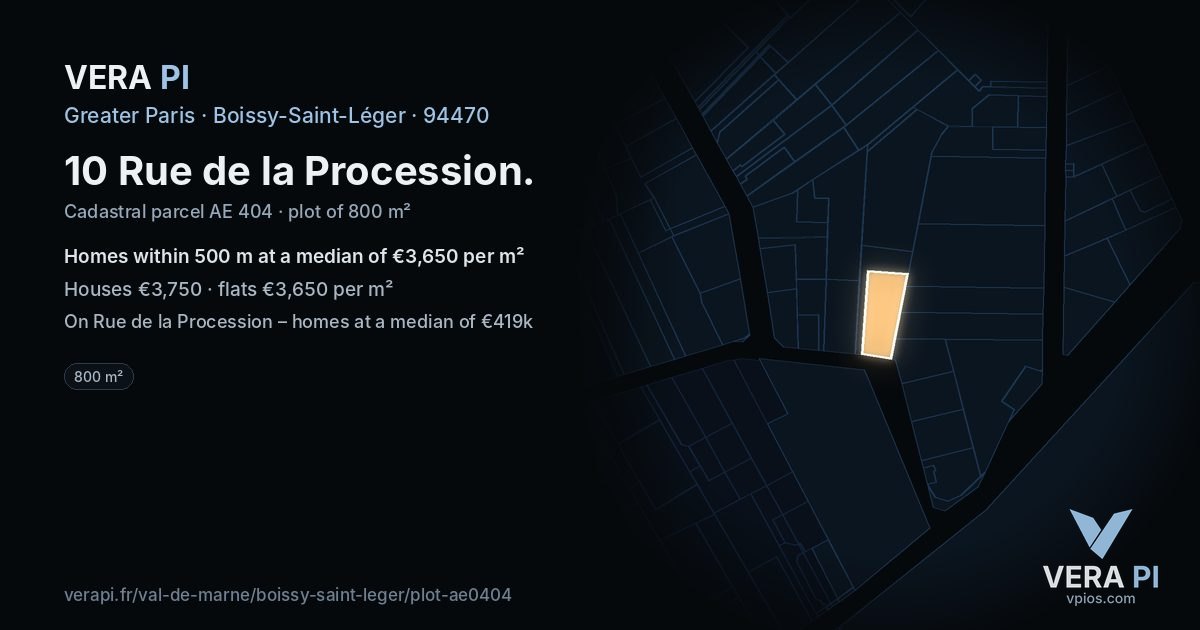 10 Rue de la Procession, Boissy-Saint-Léger at night – the plot lit, the parcels around coloured by the prices near them