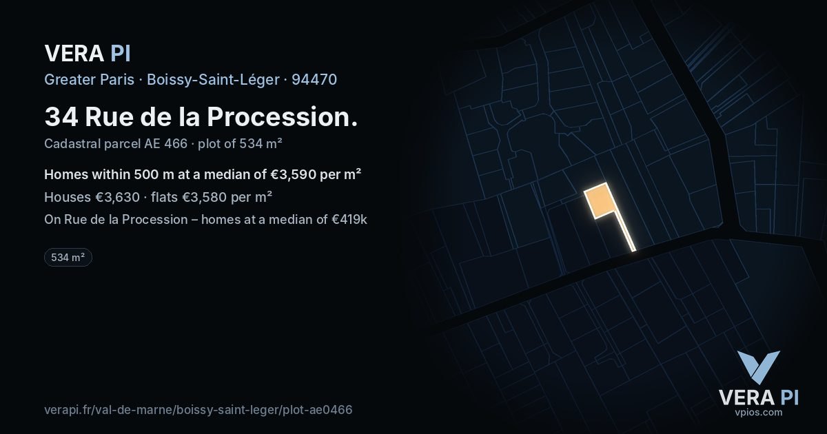 34 Rue de la Procession, Boissy-Saint-Léger at night – the plot lit, the parcels around coloured by the prices near them