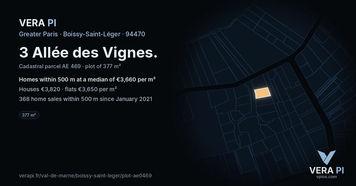 3 Allée des Vignes, Boissy-Saint-Léger at night – the plot lit, the parcels around coloured by the prices near them