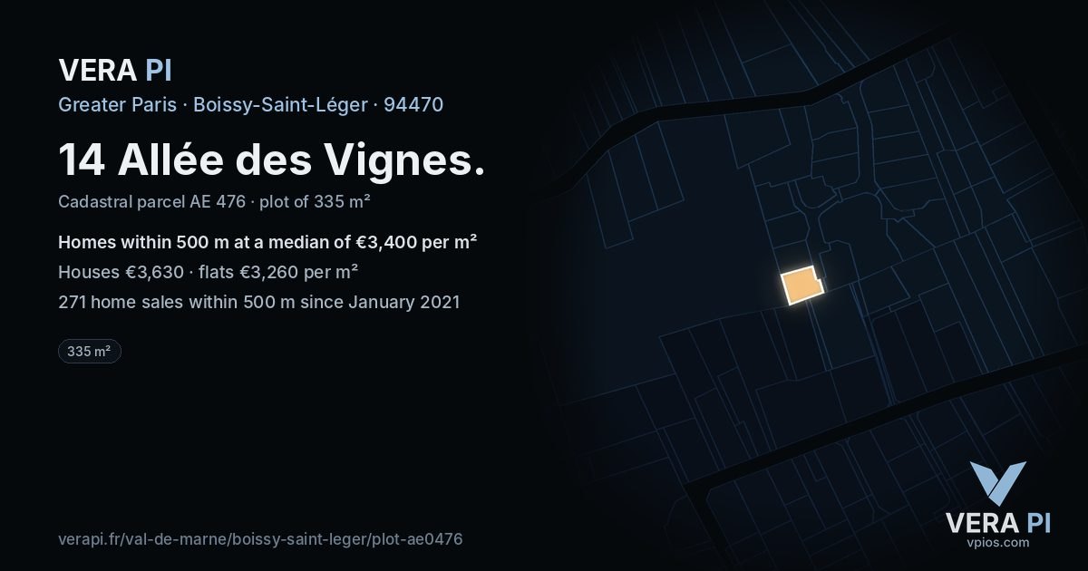 14 Allée des Vignes, Boissy-Saint-Léger at night – the plot lit, the parcels around coloured by the prices near them