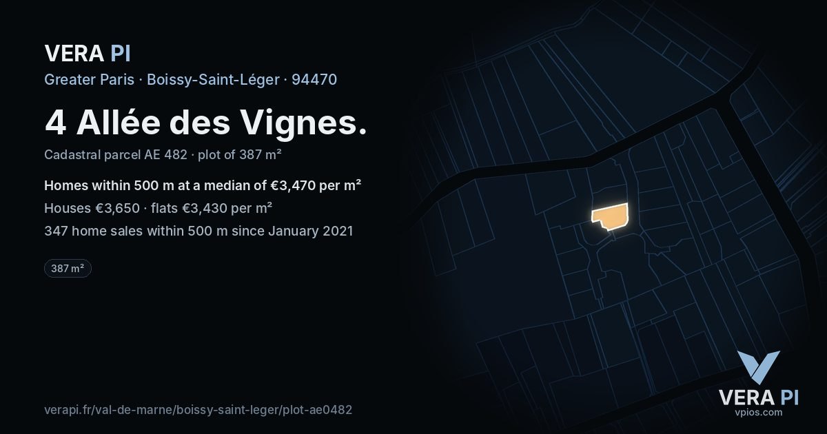4 Allée des Vignes, Boissy-Saint-Léger at night – the plot lit, the parcels around coloured by the prices near them