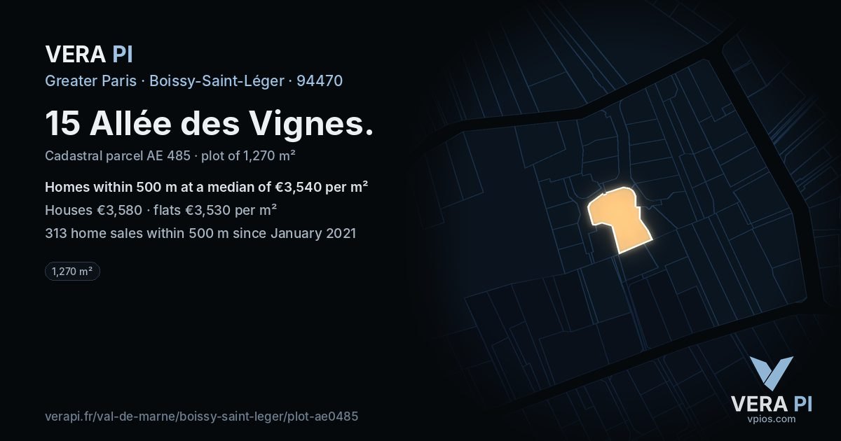 15 Allée des Vignes, Boissy-Saint-Léger at night – the plot lit, the parcels around coloured by the prices near them