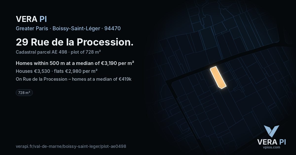 29 Rue de la Procession, Boissy-Saint-Léger at night – the plot lit, the parcels around coloured by the prices near them