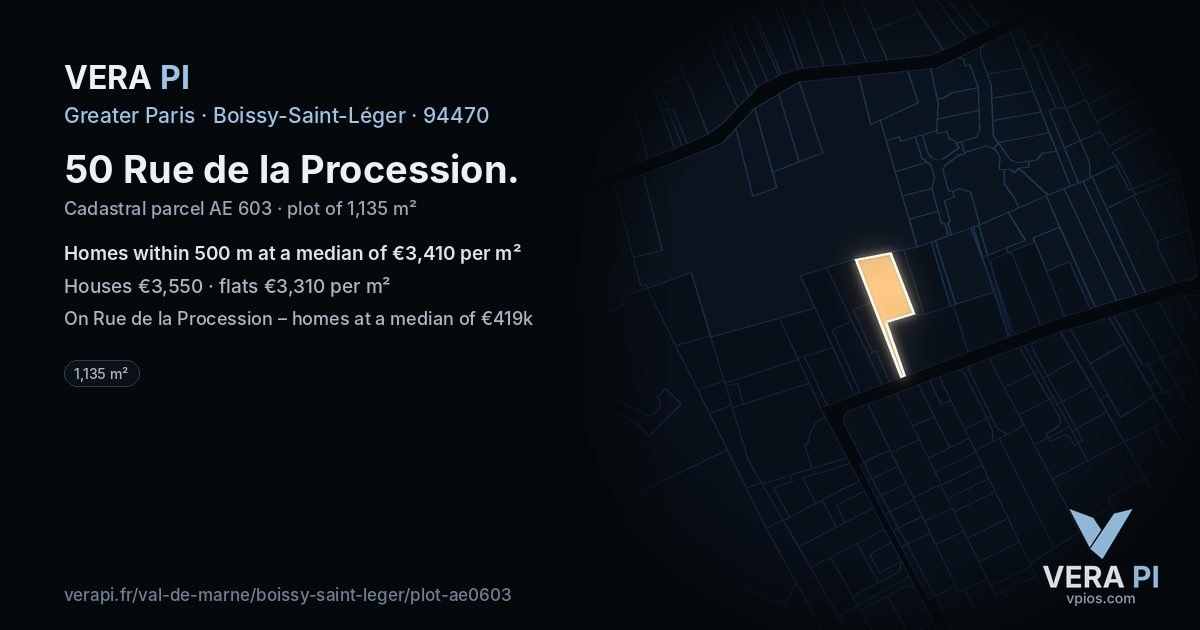 50 Rue de la Procession, Boissy-Saint-Léger at night – the plot lit, the parcels around coloured by the prices near them