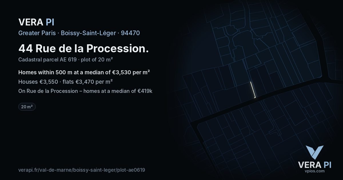 44 Rue de la Procession, Boissy-Saint-Léger at night – the plot lit, the parcels around coloured by the prices near them