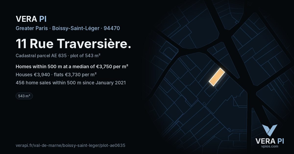 11 Rue Traversière, Boissy-Saint-Léger at night – the plot lit, the parcels around coloured by the prices near them