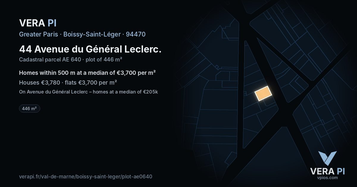 44 Avenue du Général Leclerc, Boissy-Saint-Léger at night – the plot lit, the parcels around coloured by the prices near them