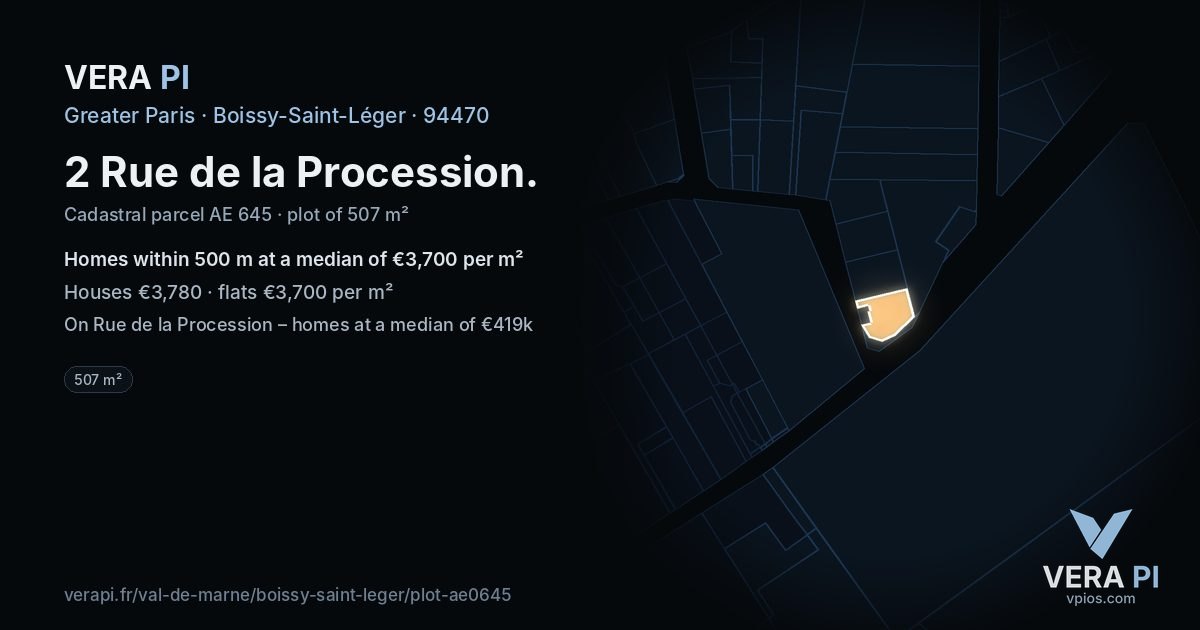 2 Rue de la Procession, Boissy-Saint-Léger at night – the plot lit, the parcels around coloured by the prices near them