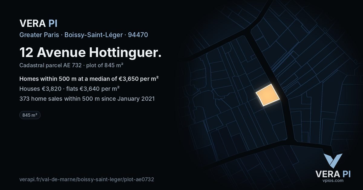 12 Avenue Hottinguer, Boissy-Saint-Léger at night – the plot lit, the parcels around coloured by the prices near them