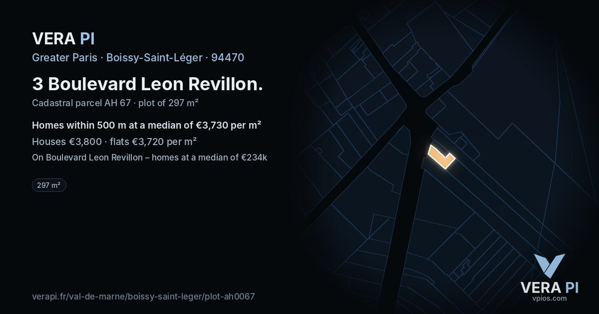 3 Boulevard Leon Revillon, Boissy-Saint-Léger at night – the plot lit, the parcels around coloured by the prices near them