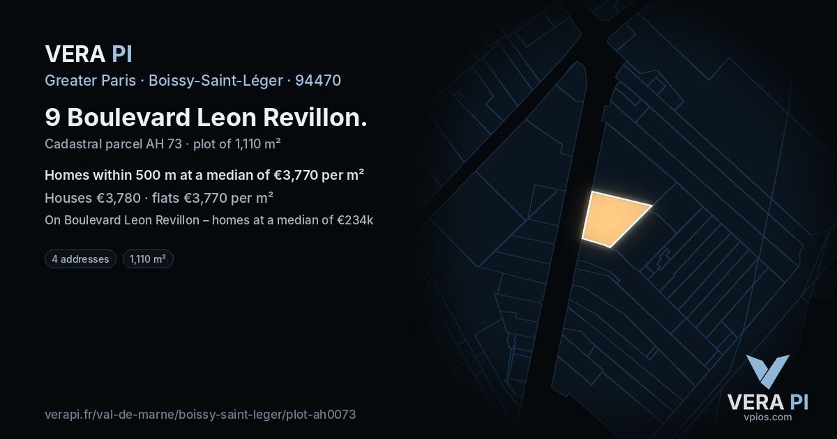 9 Boulevard Leon Revillon, Boissy-Saint-Léger at night – the plot lit, the parcels around coloured by the prices near them