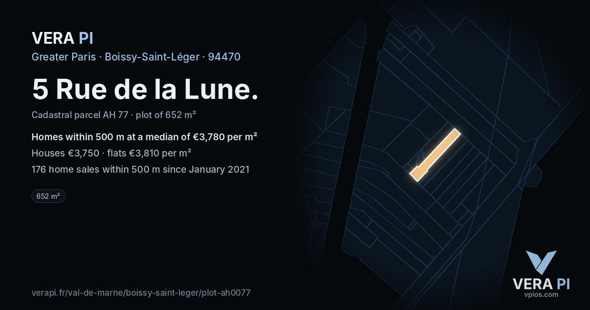 5 Rue de la Lune, Boissy-Saint-Léger at night – the plot lit, the parcels around coloured by the prices near them