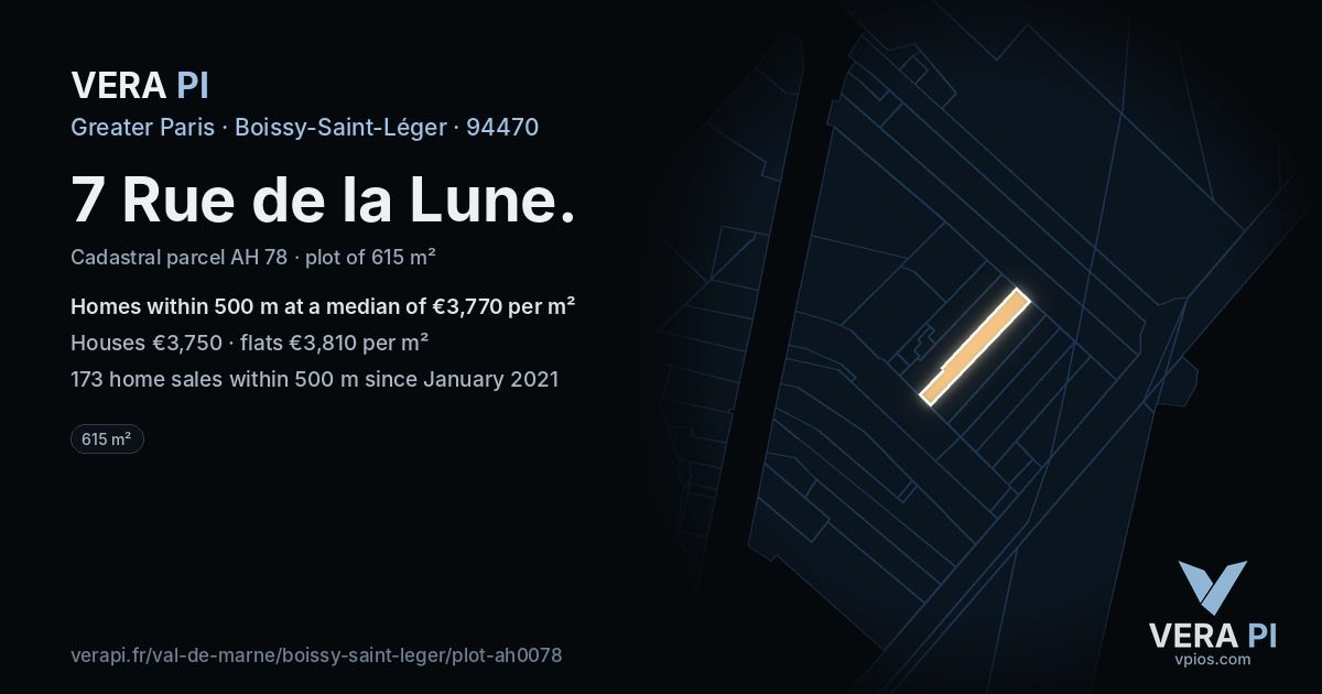 7 Rue de la Lune, Boissy-Saint-Léger at night – the plot lit, the parcels around coloured by the prices near them