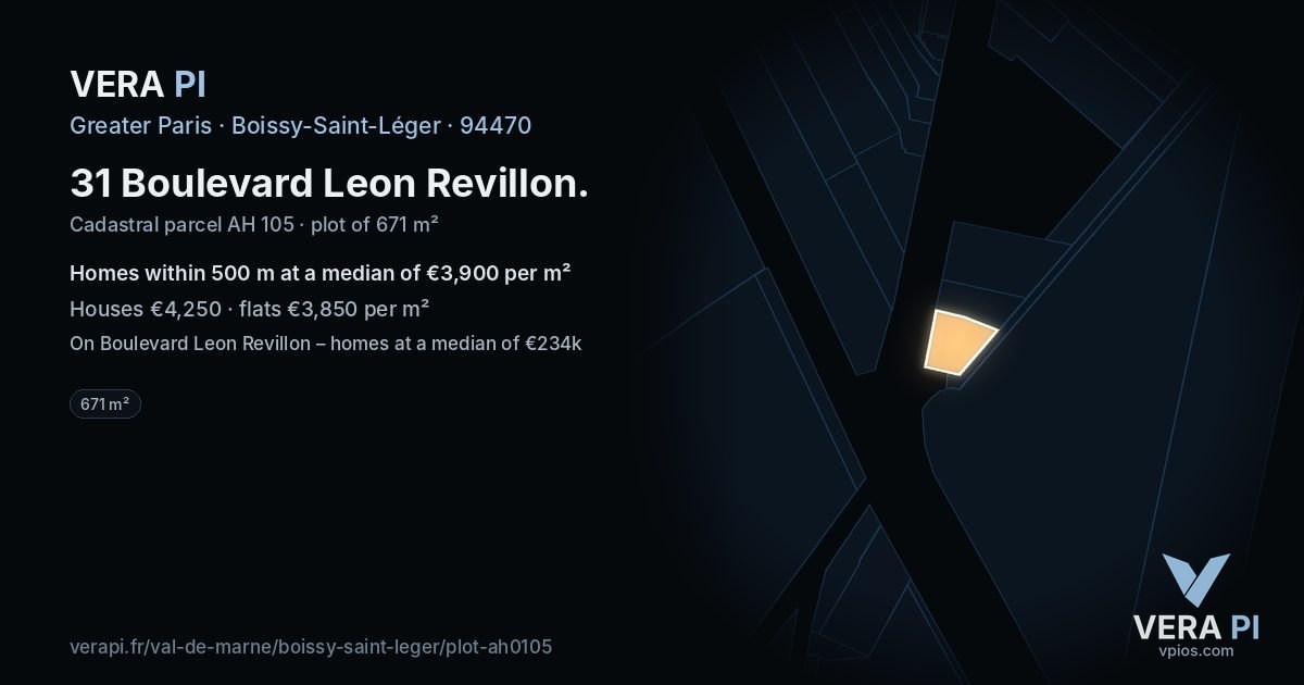 31 Boulevard Leon Revillon, Boissy-Saint-Léger at night – the plot lit, the parcels around coloured by the prices near them