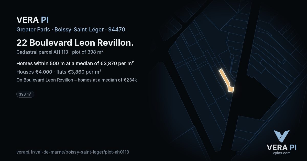 22 Boulevard Leon Revillon, Boissy-Saint-Léger at night – the plot lit, the parcels around coloured by the prices near them