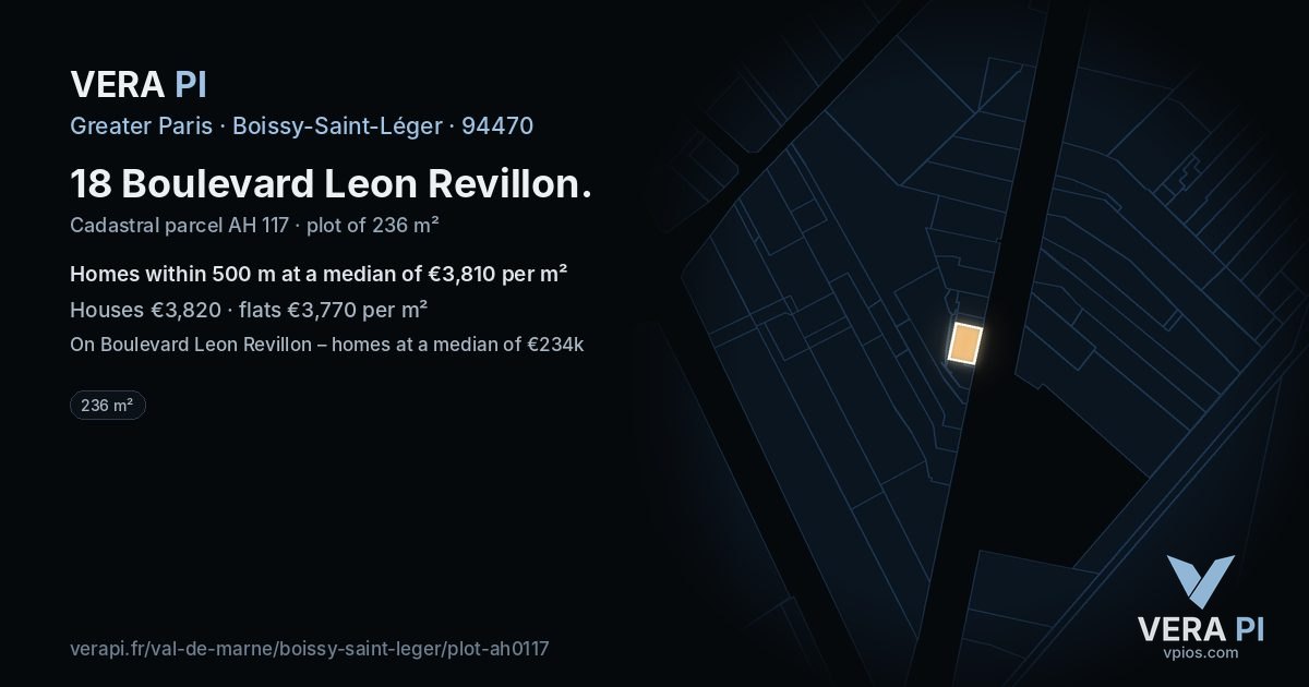 18 Boulevard Leon Revillon, Boissy-Saint-Léger at night – the plot lit, the parcels around coloured by the prices near them