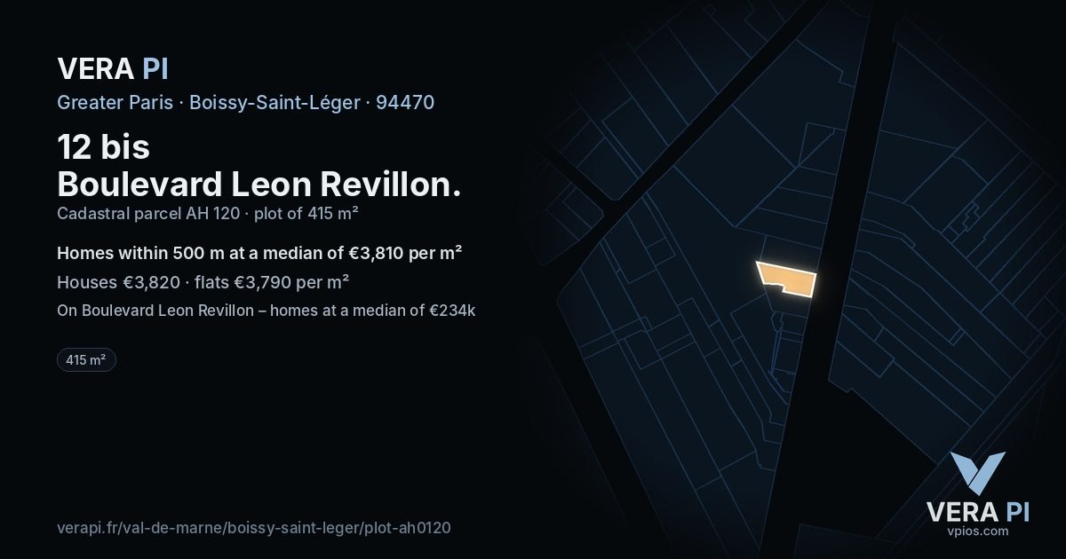 12 bis Boulevard Leon Revillon, Boissy-Saint-Léger at night – the plot lit, the parcels around coloured by the prices near them