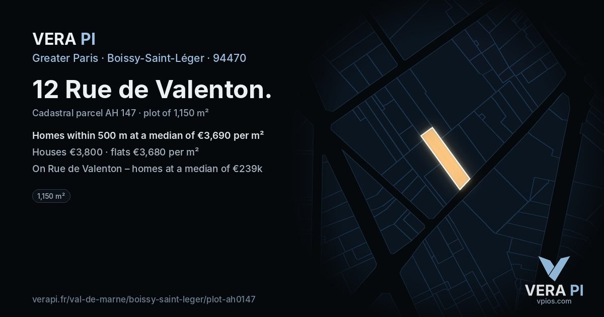 12 Rue de Valenton, Boissy-Saint-Léger at night – the plot lit, the parcels around coloured by the prices near them