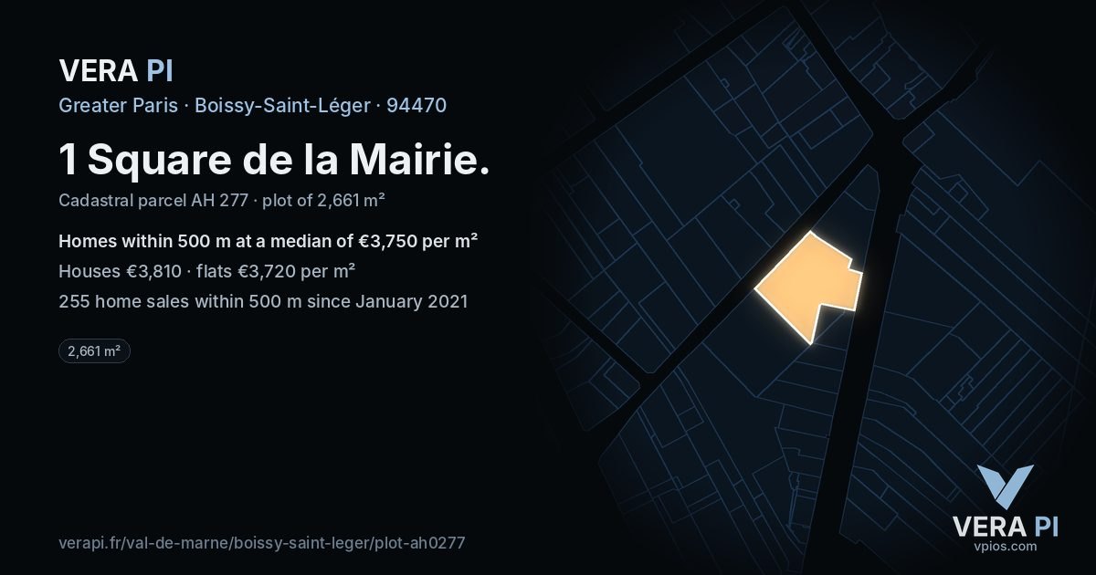 1 Square de la Mairie, Boissy-Saint-Léger at night – the plot lit, the parcels around coloured by the prices near them