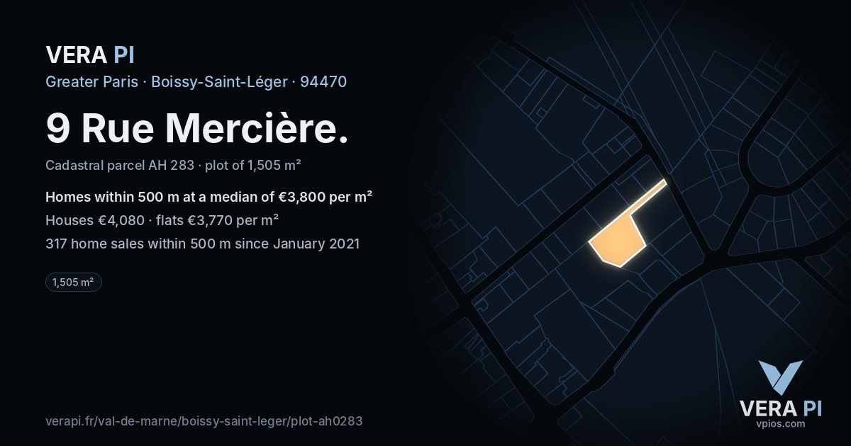 9 Rue Mercière, Boissy-Saint-Léger at night – the plot lit, the parcels around coloured by the prices near them