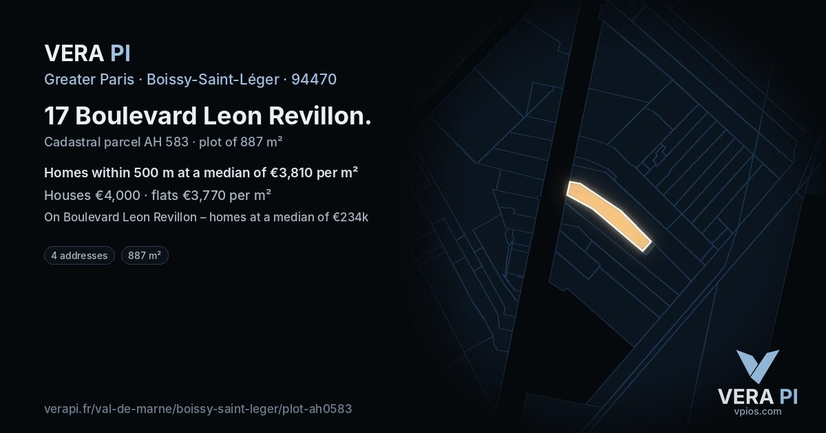 17 Boulevard Leon Revillon, Boissy-Saint-Léger at night – the plot lit, the parcels around coloured by the prices near them