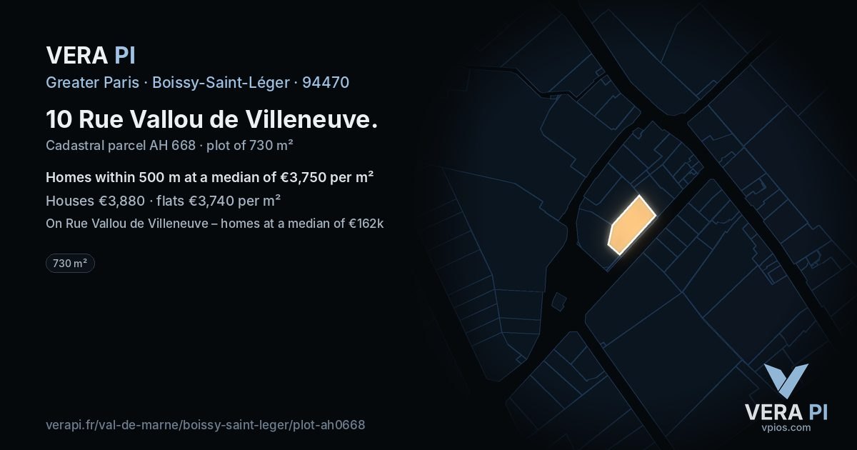 10 Rue Vallou de Villeneuve, Boissy-Saint-Léger at night – the plot lit, the parcels around coloured by the prices near them