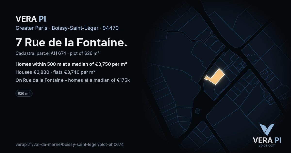 7 Rue de la Fontaine, Boissy-Saint-Léger at night – the plot lit, the parcels around coloured by the prices near them