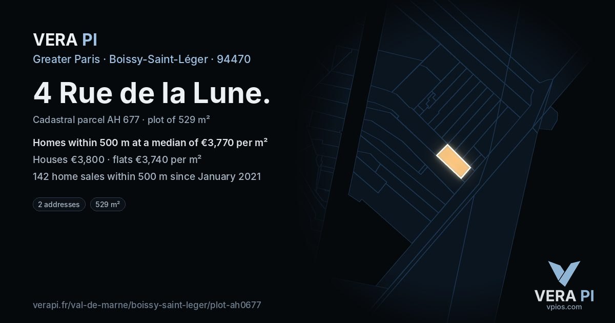 4 Rue de la Lune, Boissy-Saint-Léger at night – the plot lit, the parcels around coloured by the prices near them