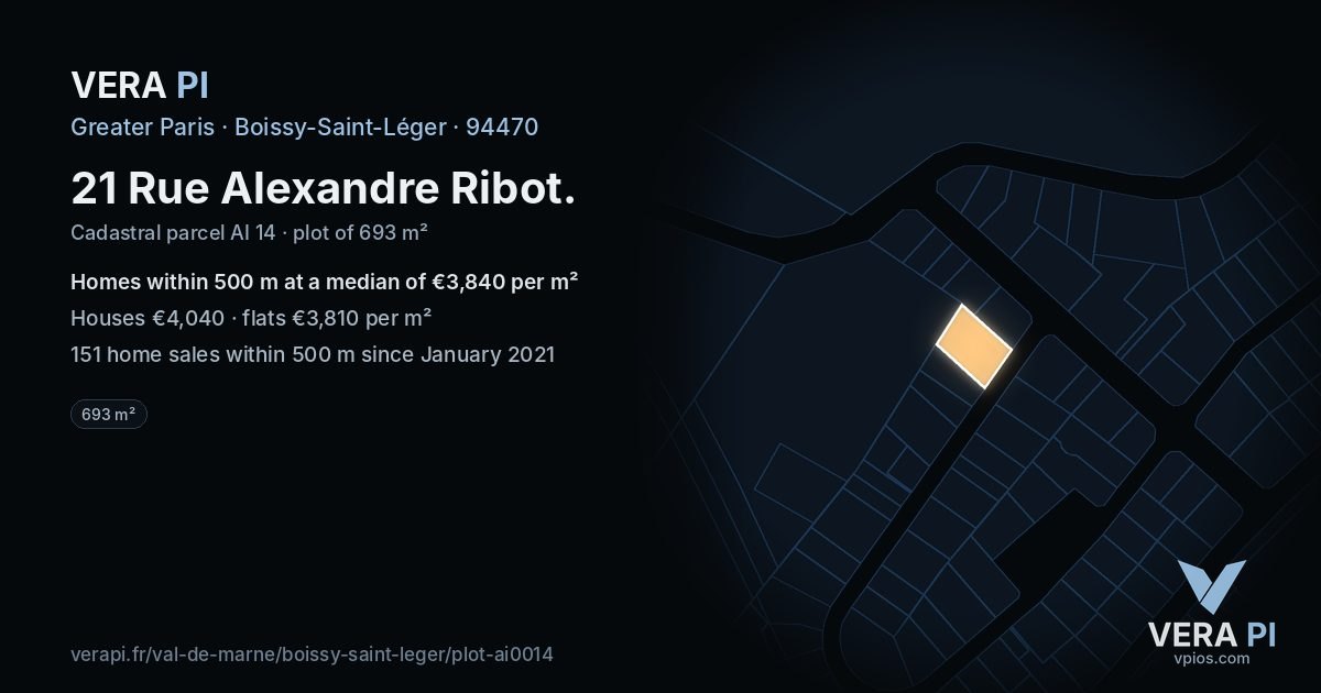 21 Rue Alexandre Ribot, Boissy-Saint-Léger at night – the plot lit, the parcels around coloured by the prices near them