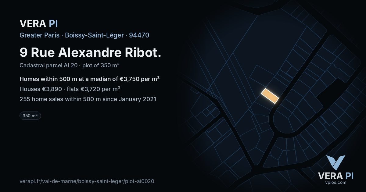 9 Rue Alexandre Ribot, Boissy-Saint-Léger at night – the plot lit, the parcels around coloured by the prices near them