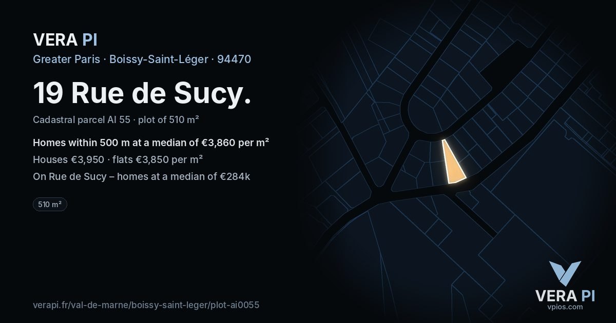 19 Rue de Sucy, Boissy-Saint-Léger at night – the plot lit, the parcels around coloured by the prices near them