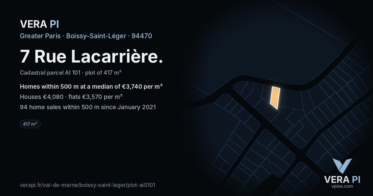 7 Rue Lacarrière, Boissy-Saint-Léger at night – the plot lit, the parcels around coloured by the prices near them