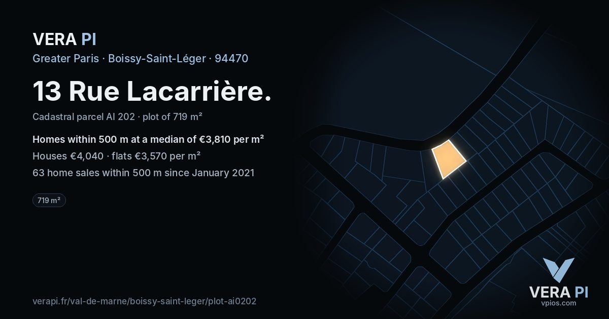 13 Rue Lacarrière, Boissy-Saint-Léger at night – the plot lit, the parcels around coloured by the prices near them