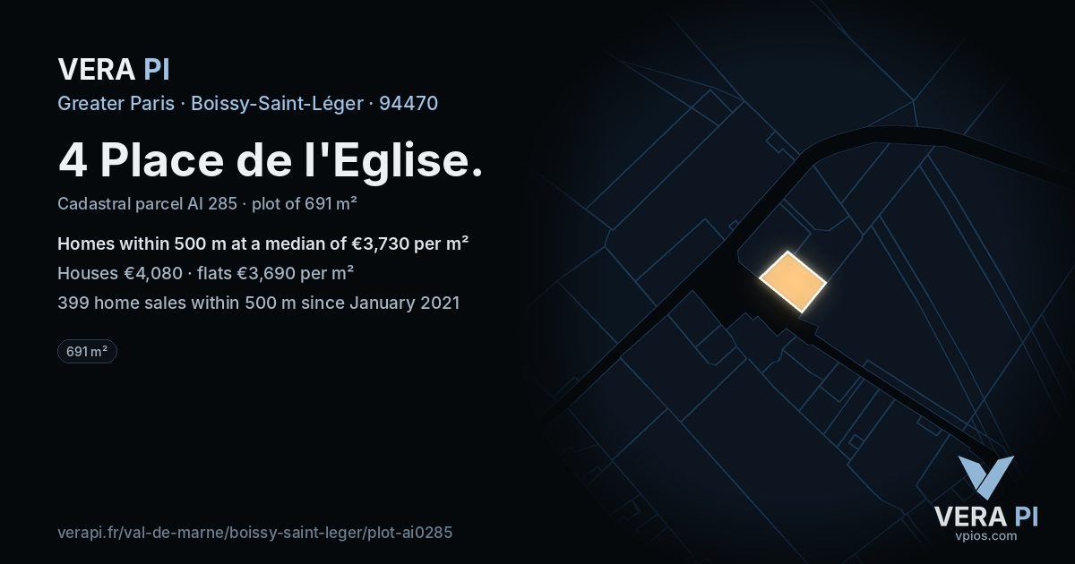 4 Place de l'Eglise, Boissy-Saint-Léger at night – the plot lit, the parcels around coloured by the prices near them