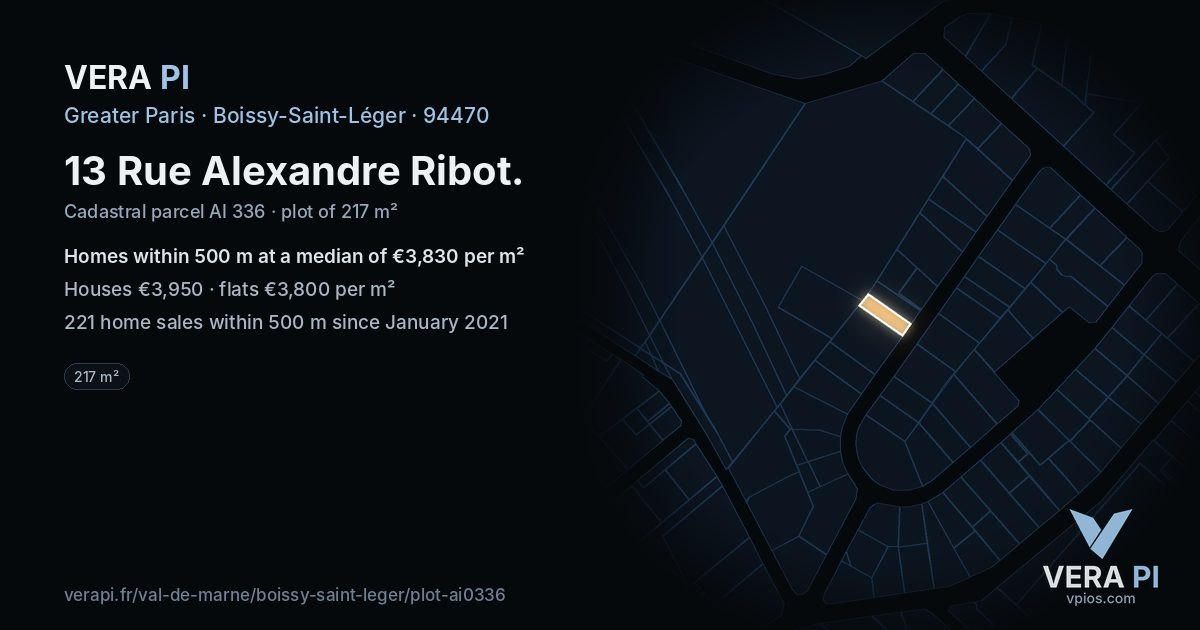 13 Rue Alexandre Ribot, Boissy-Saint-Léger at night – the plot lit, the parcels around coloured by the prices near them