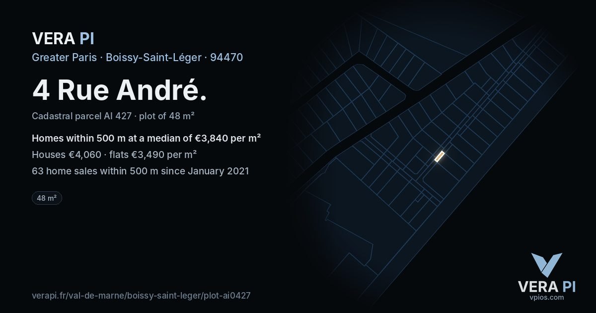4 Rue André, Boissy-Saint-Léger at night – the plot lit, the parcels around coloured by the prices near them