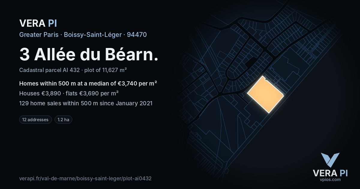3 Allée du Béarn, Boissy-Saint-Léger at night – the plot lit, the parcels around coloured by the prices near them
