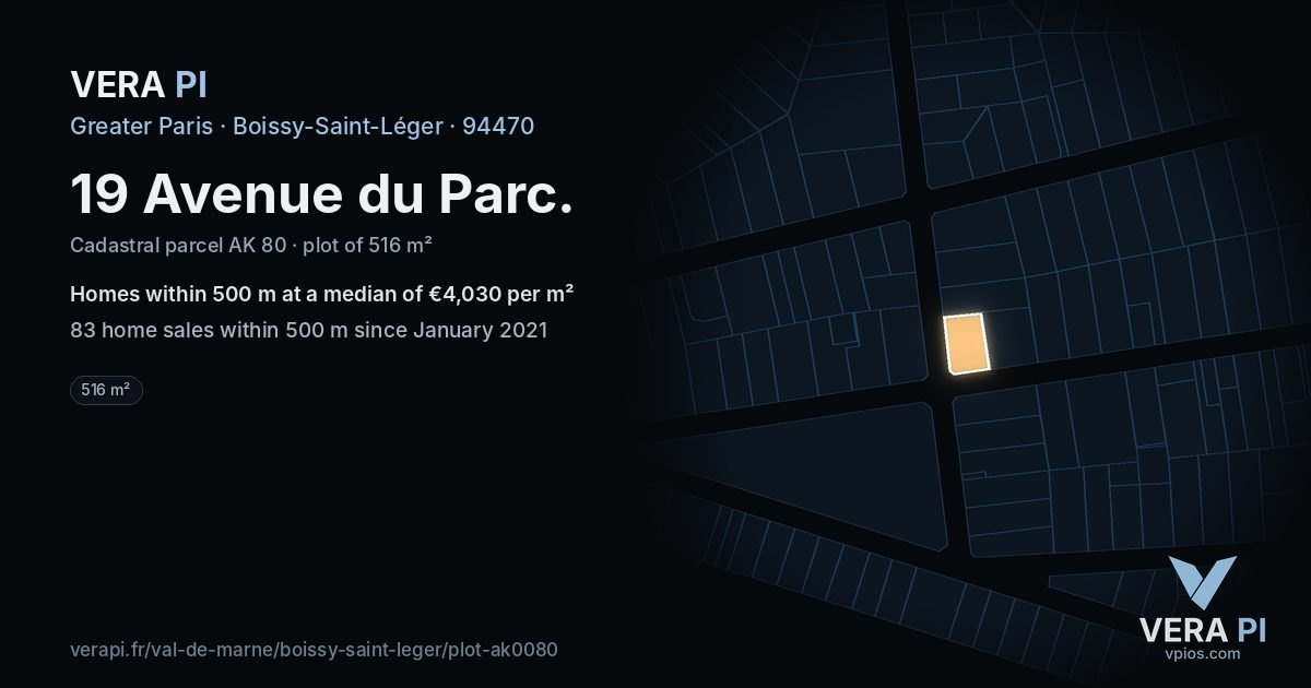 19 Avenue du Parc, Boissy-Saint-Léger at night – the plot lit, the parcels around coloured by the prices near them