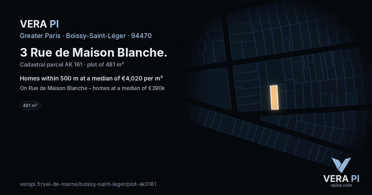 3 Rue de Maison Blanche, Boissy-Saint-Léger at night – the plot lit, the parcels around coloured by the prices near them
