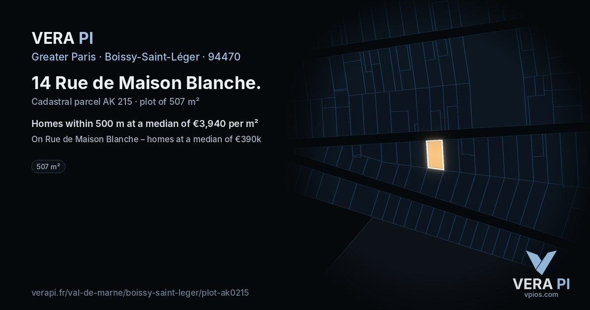 14 Rue de Maison Blanche, Boissy-Saint-Léger at night – the plot lit, the parcels around coloured by the prices near them