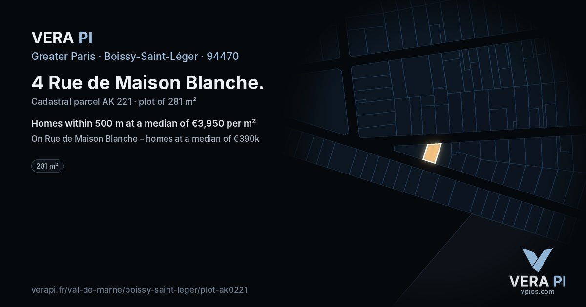 4 Rue de Maison Blanche, Boissy-Saint-Léger at night – the plot lit, the parcels around coloured by the prices near them